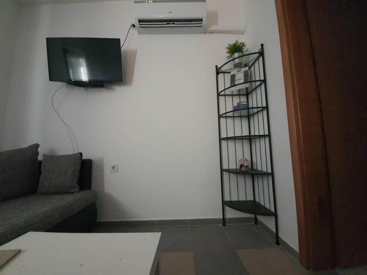 Apartmani Bellevue Vir Exterior photo